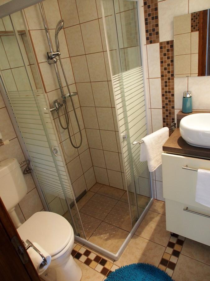 László Nyaralóház Balatonfenyves Esterno foto